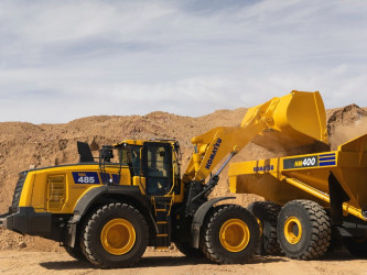 From quarry work to heavy construction, the WA485-11 wheel loader is built to perform. Its 372 HP Komatsu engine delivers str...