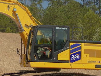 Small upgrade. Big control.  \n\nFingertip controls on the PC220LC-12 and PC220LCi-12 enable operators to move and work simul...