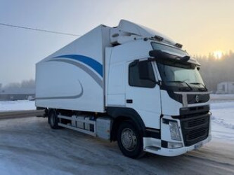 Volvo FM330 4x2 E6 Carrier-cooler 7.7m box refrigerated truck