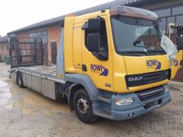 DAF 55.220 tow truck