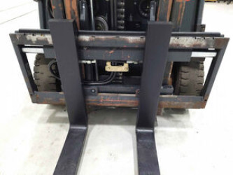 Linde E16C-02 three-wheel forklift 2016