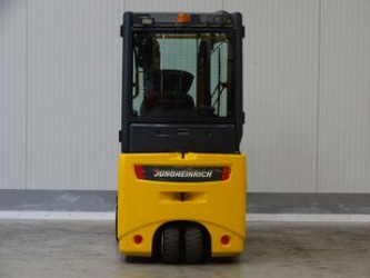 Jungheinrich EFG220 three-wheel forklift 2011