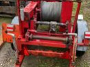 Cable pulling winch