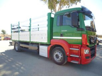 2010 MAN TGM 18 290 Flatbed Truck with Hiab 066 Crane - 331 HP - Spain